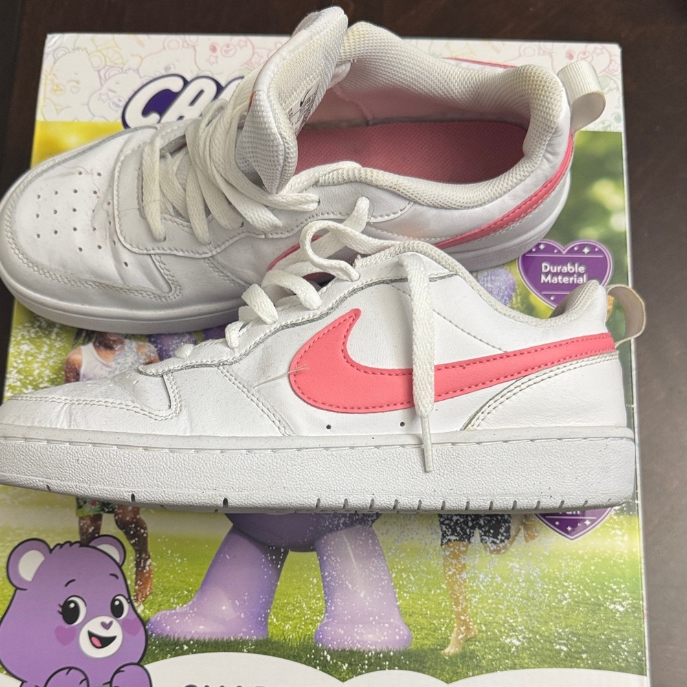 Nike Kids White and Pink Sneakers